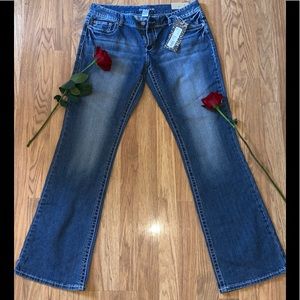 👖🌹Maurices Original Fit Long Bootcut Jeans 13/14